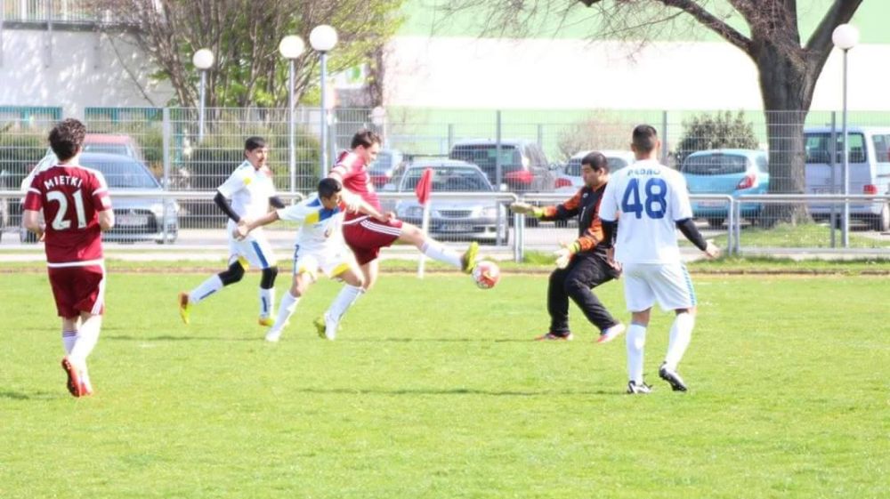 RFCRes DeportivoNational Herbst2016 cover